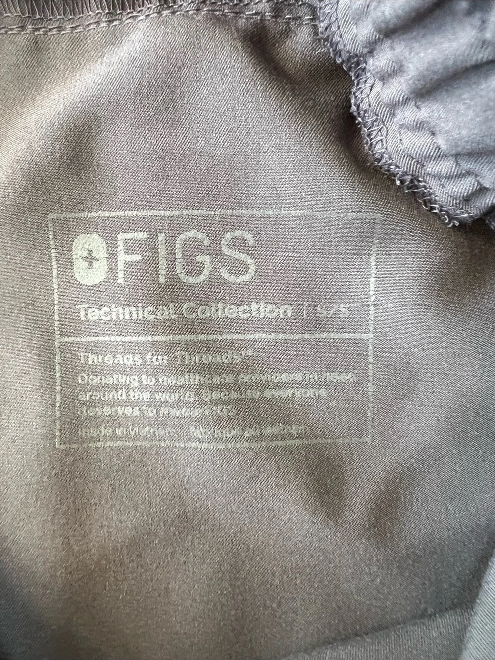 FIGS Tansen Jogger Scrub 5 Pocket Pants Charcoal Grey (PO #1873), sz Small Short